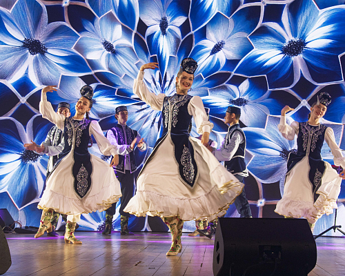 На «КАМАЗе» отметили Международный женский день