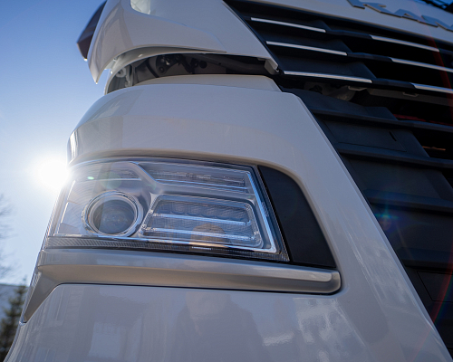 Тягачи КАМАЗ-54901 усилят потенциал крупного автоперевозчика из Санкт-Петербурга