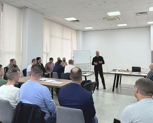 В «СЭТрансе» стартовал годовой курс обучения руководителей СТО
