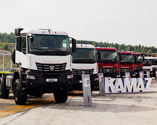 В Казани прошёл тест-драйв автомобилей КАМАЗ поколения К5