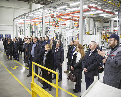 «КАМАЗ» презентовал новейшую автотехнику региональным операторам по обращению с ТКО